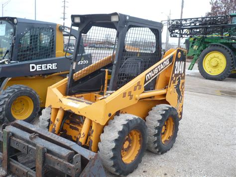 1997 mustang 2040 skid steer any good|mustang 2040 skid steer specs.